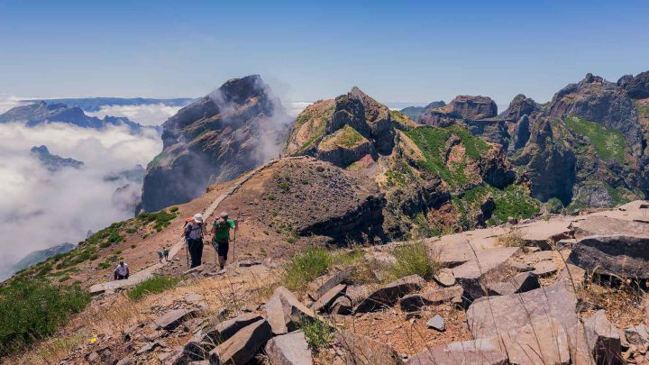 Світанок над хмарами на Pico do Arieiro, Madeira