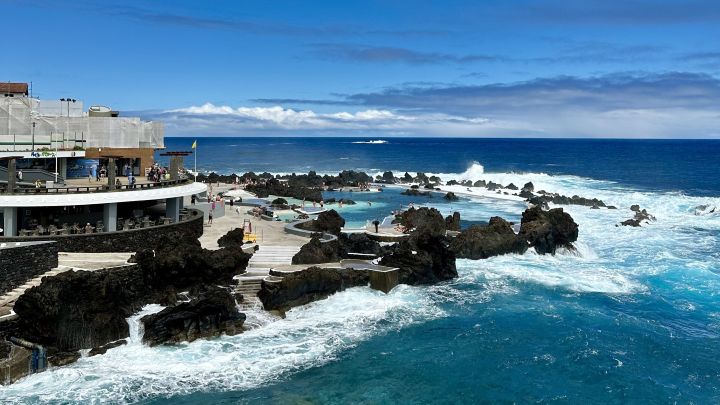 Вулканічні природні басейни в Porto Moniz, Madeira